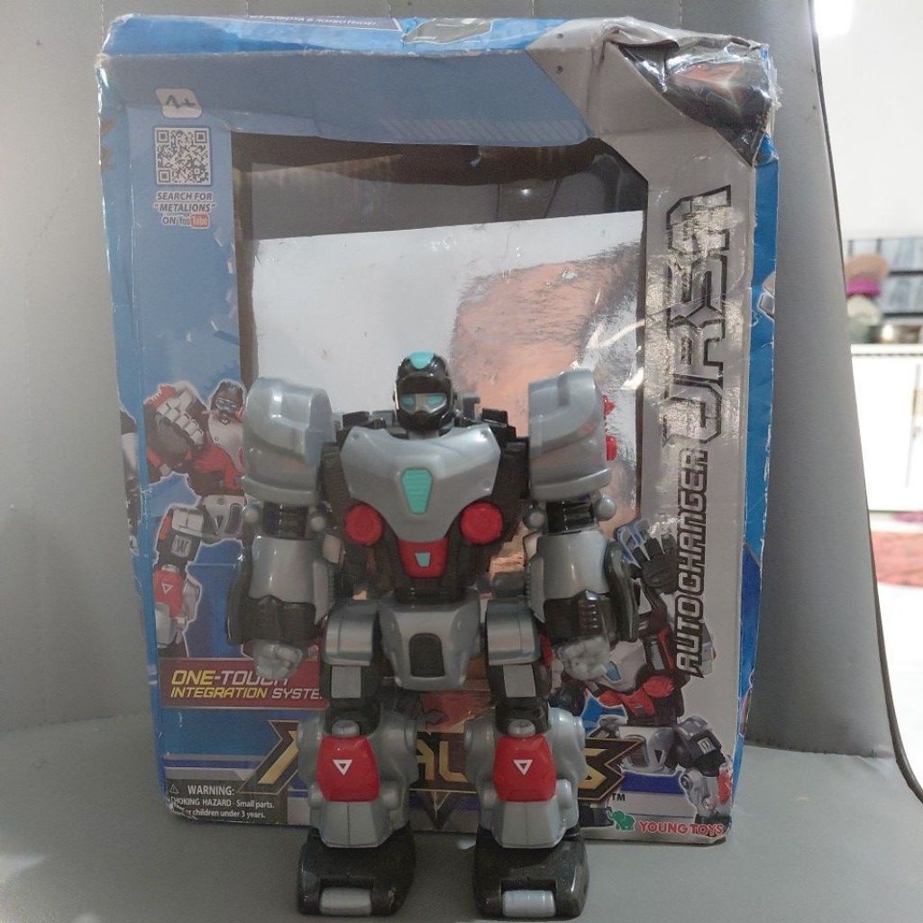 METALIONS URSA AUTO Changer Transformers Robot Action Figure Young Toys Figure