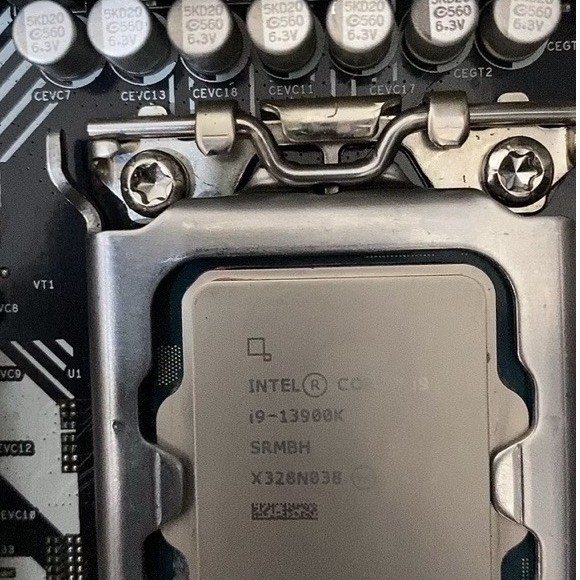 i9 13900k tray unit only