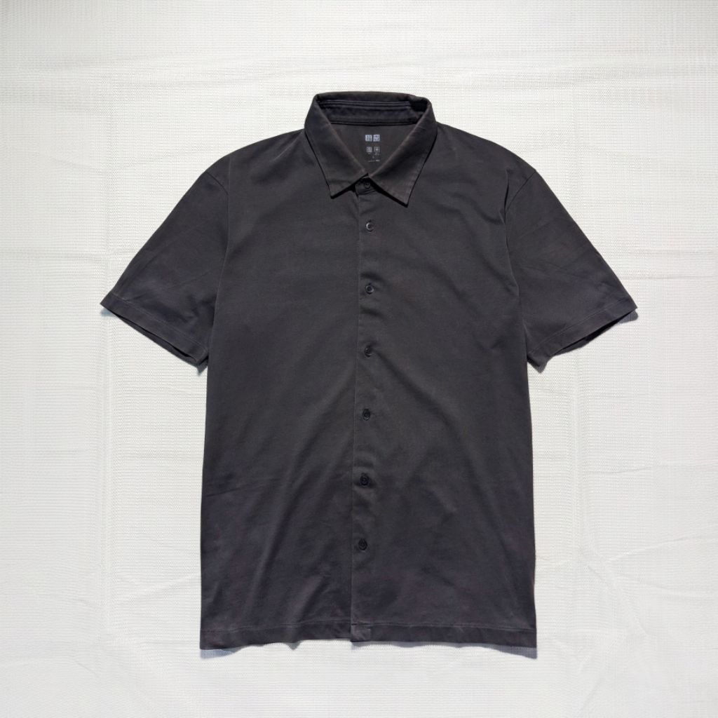 kemeja uniqlo airism