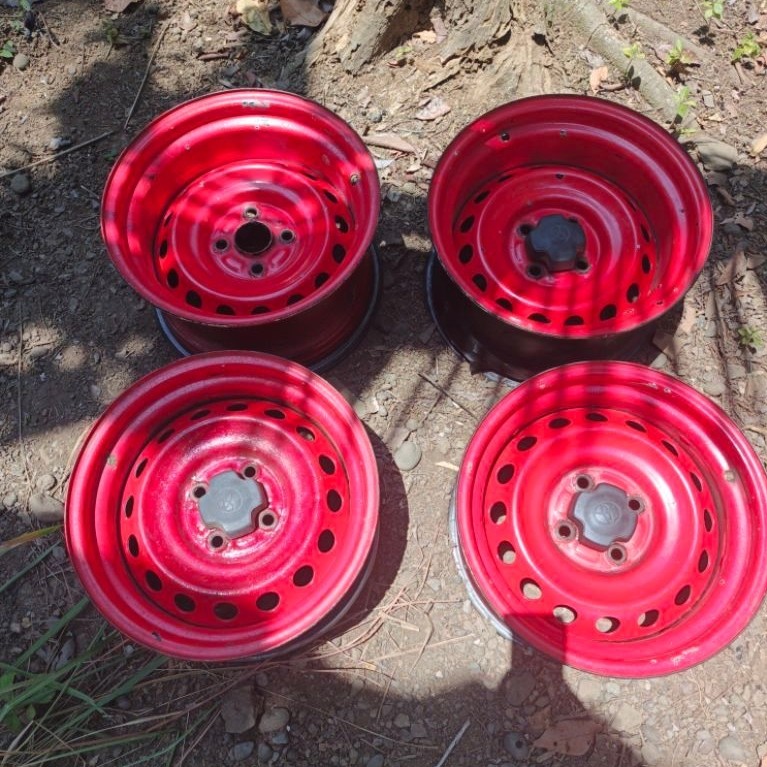 velg kaleng celong belang r14/100