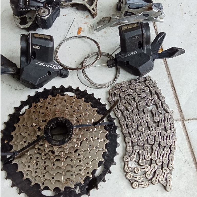grupset Alivio 3/9 speed