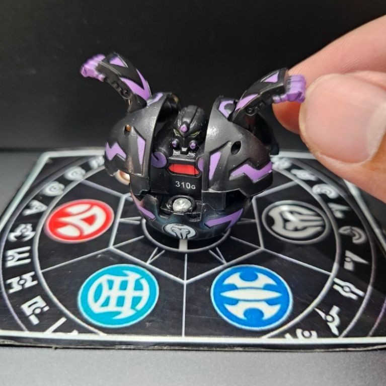Bakugan Robotalion Darkus B1
