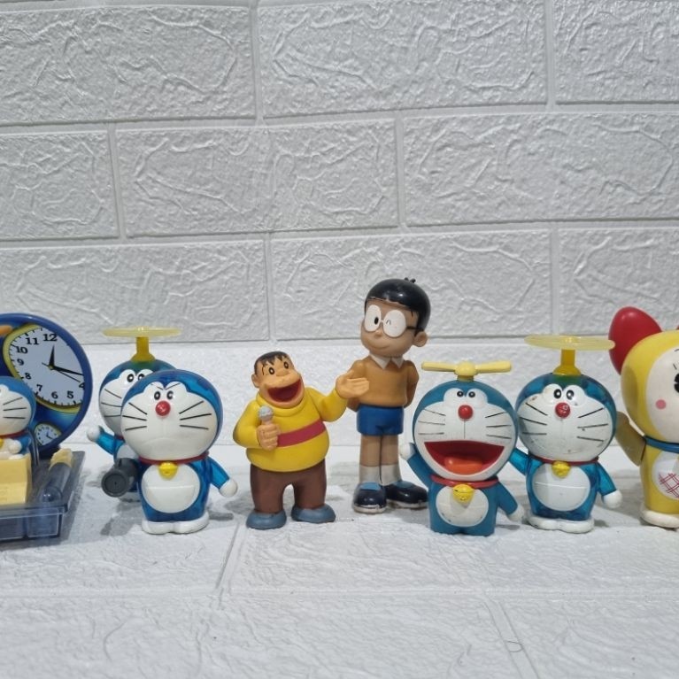 Doraemon Action Figure Happy meals MCD