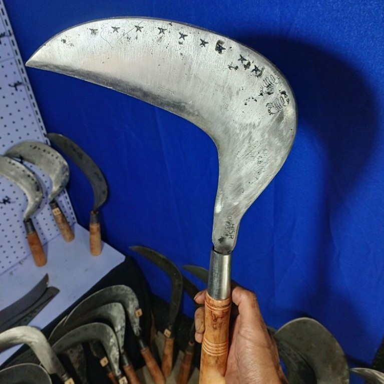 Sabit rumput jumbo bahan super selap 3 lapis produk asli buatan wonosobo