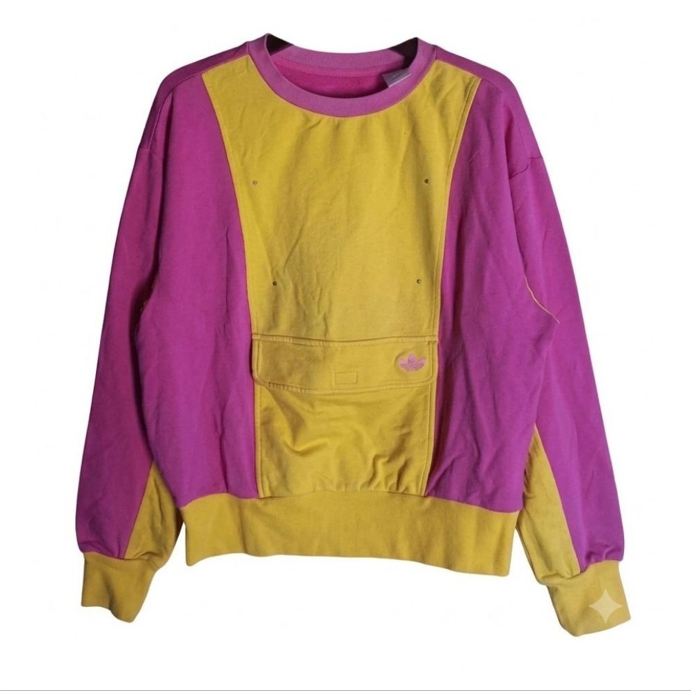 Crewneck vintage Adidas saku depan (MINUS, PERHATIKAN GAMBAR DAN DESKRIPSI)