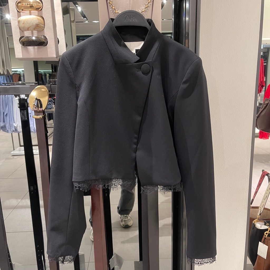 Blazer Crop Renda ZARA Women Jastip (jasa titip)