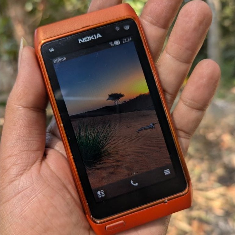 Nokia N8 minus