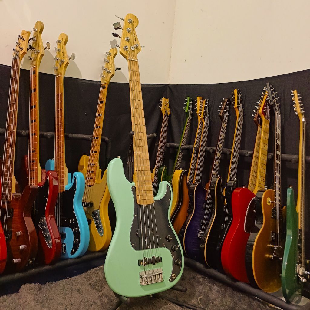 Bass Elektrik Senar 5 Fender Precision