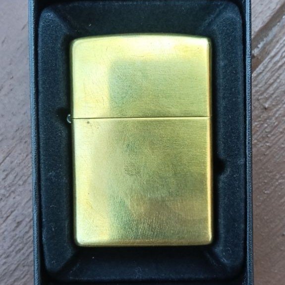 Zippo High Polish Brass 2012 (Second)