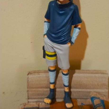 figure sasuke