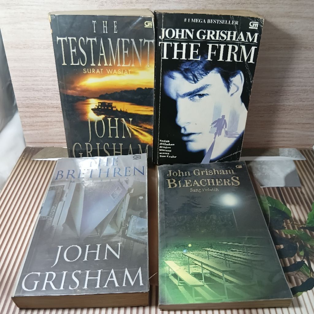 Novel John Grisham The Testament The Firm The Brethren Bleachers edisi Bahasa Indonesia