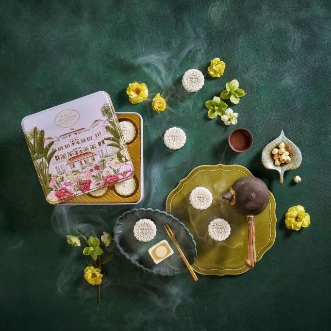 Raffles Singapore Snowskin Mooncake | Hampers Kue Bulan