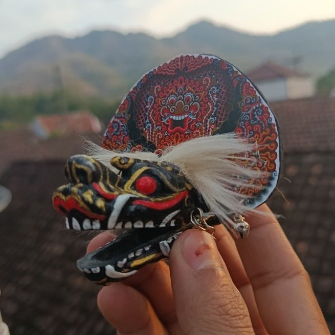 gantungan kunci unik/barongan moncong panjang