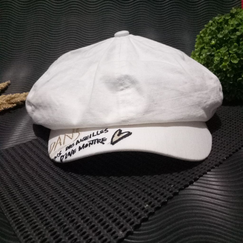 Topi Castelbajac  / Newsboy Castelbajac  / Topi Newsboy / Castelbajac / Newsboy Hat / Topi Copet / T