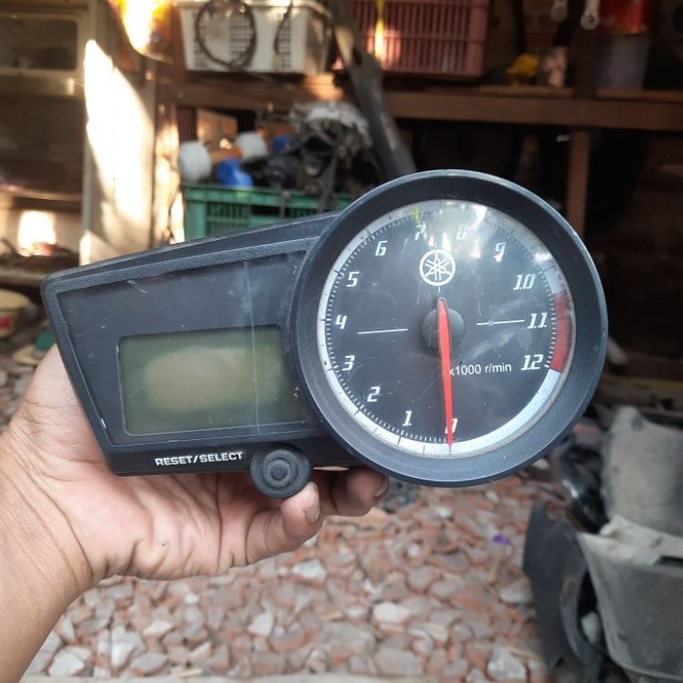 Spidometer Yamaha r15 v2 ori minus POLARIS