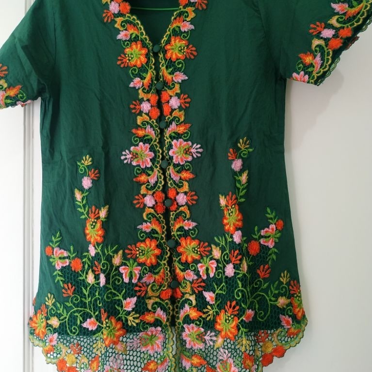 Blazer preloved/Kebaya Encim preloved/Blazer fahion second
