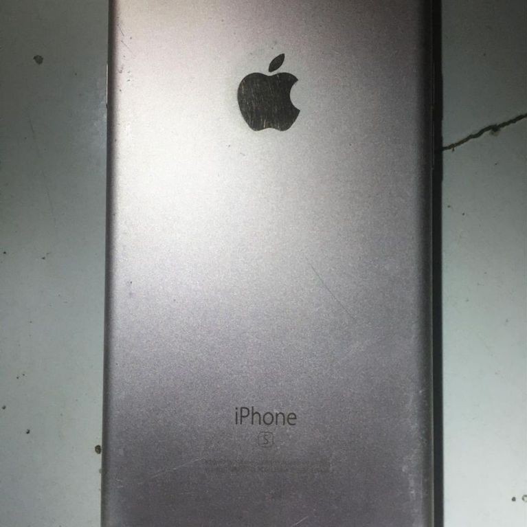 HP Apple iPhone 6s 64 warna ros gold bekas