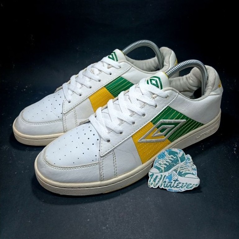 sepatu second umbro