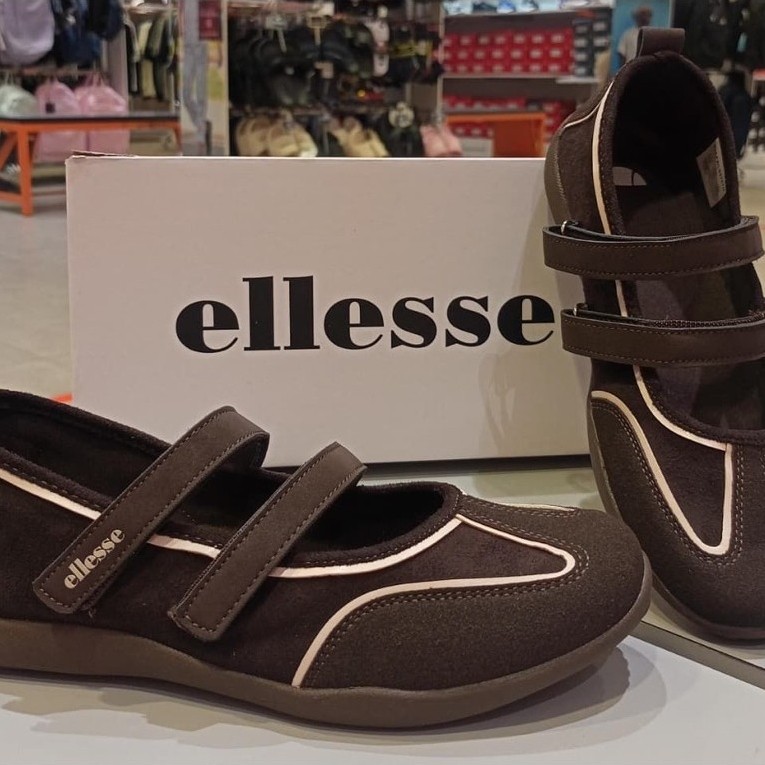 ELLESSE ARYA Women Casual Shoes Sneakers - Black, Grey