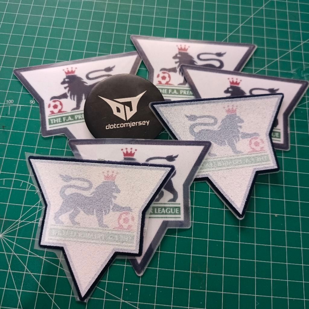 patch /badge epl retro 1993 - 2003 velvet hk (1PASANG)