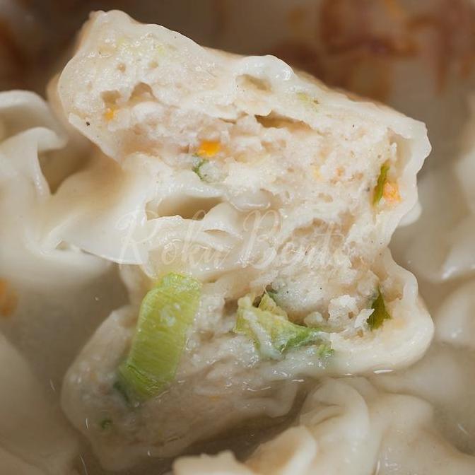 Food- Dumpling (Pangsit) Roku Bento