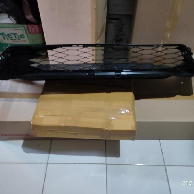 Ram bemper kisi kisi bemper Honda Jazz gk5 facelift 2018-2020 genuine
