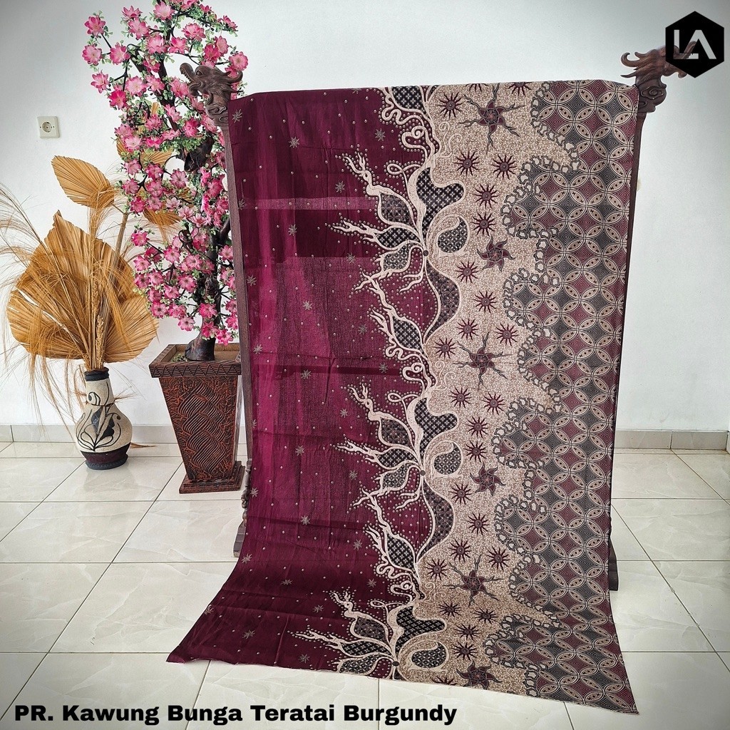 Kain Batik Handprint Motif Kawung Bunga Teratai
