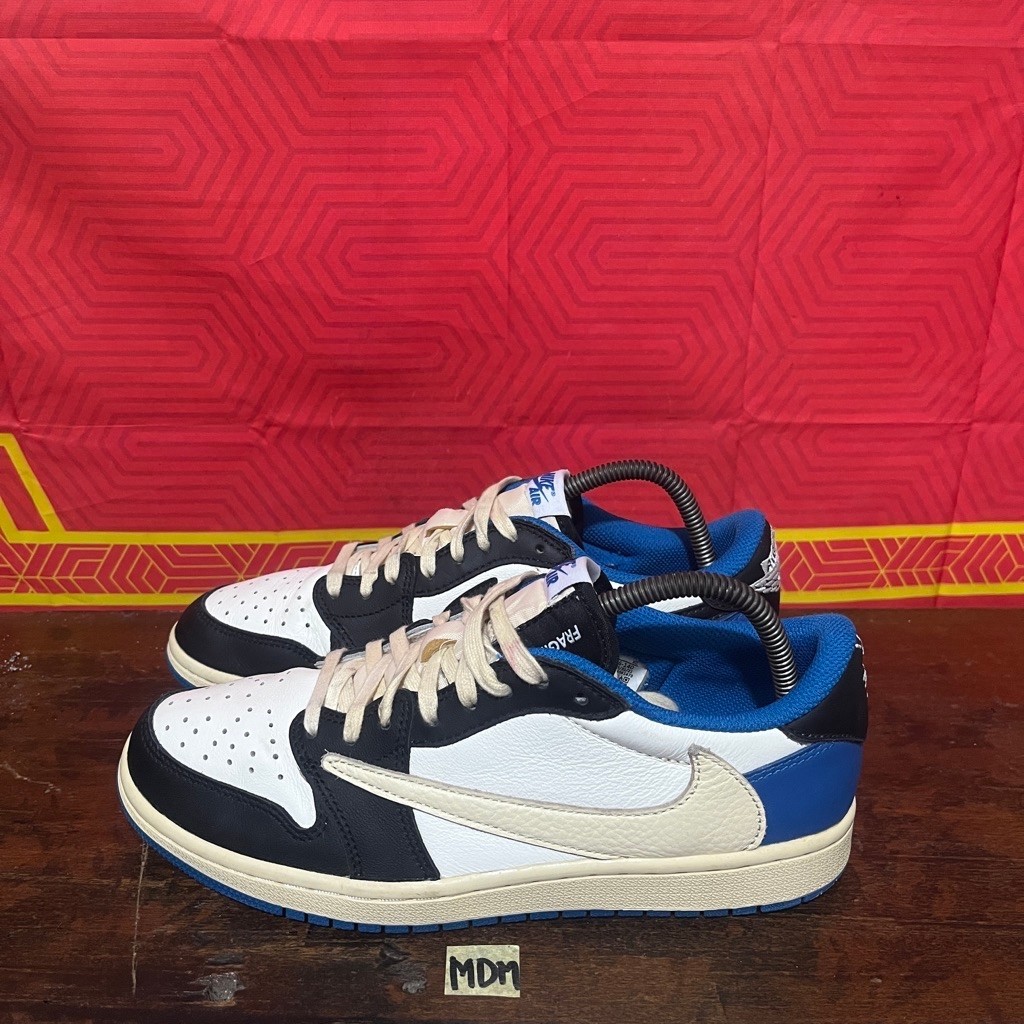 Sepatu Nike AJ1 Low Fragment x Travis Scott size 41