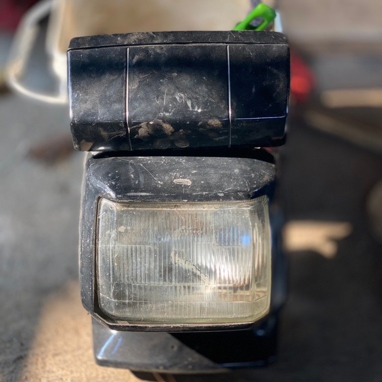 BATOK LAMPU DEPAN GL PRO set speedo (perlu rekondisi)