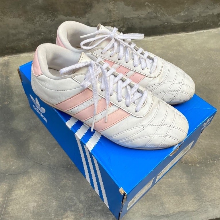 prelove sepatu adidas taekwondo