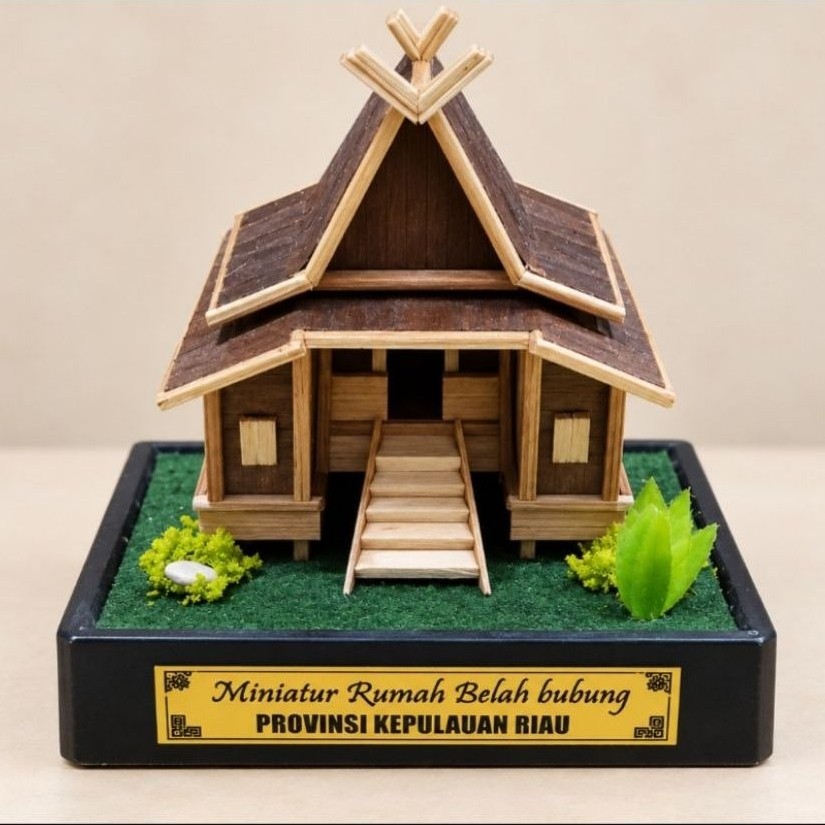 MINIATUR RUMAH ADAT TRADISIONAL MINANG KABAU BATAK RIAU DLL