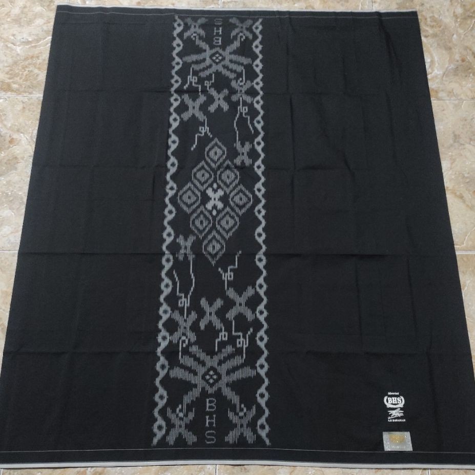 Sarung BHS MERCERIZED TKB HITAM POLOS GRADE GOLD