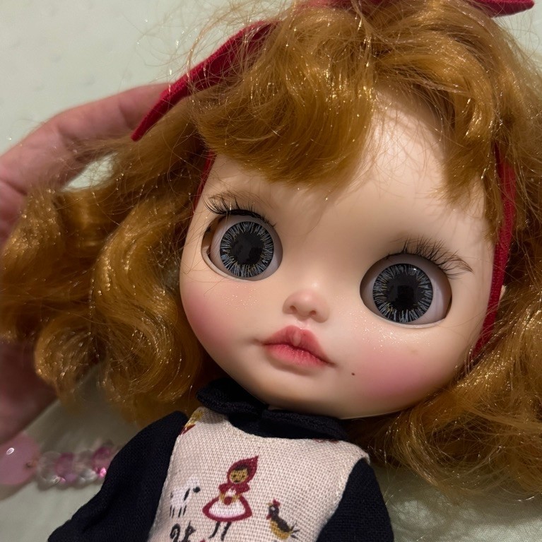 Blythe doll