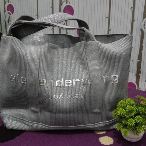 Tas Tote Wanita Abu-abu Motif ALEXANDER WANG New York dengan Pegangan