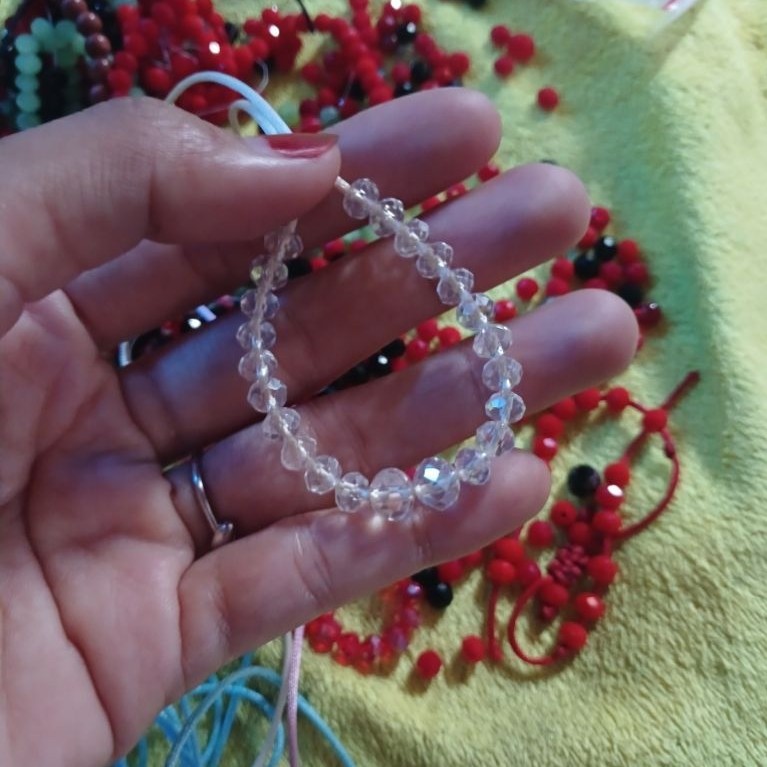 Gelang manik bening model kristal wanita aksesoris tali tali