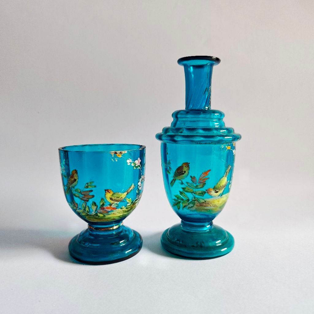 Antik Vintage Set Carafe Kristal Perancis Klasik Tempat Wine Botol + Gelas 1890's Biru Lukis Enamel 
