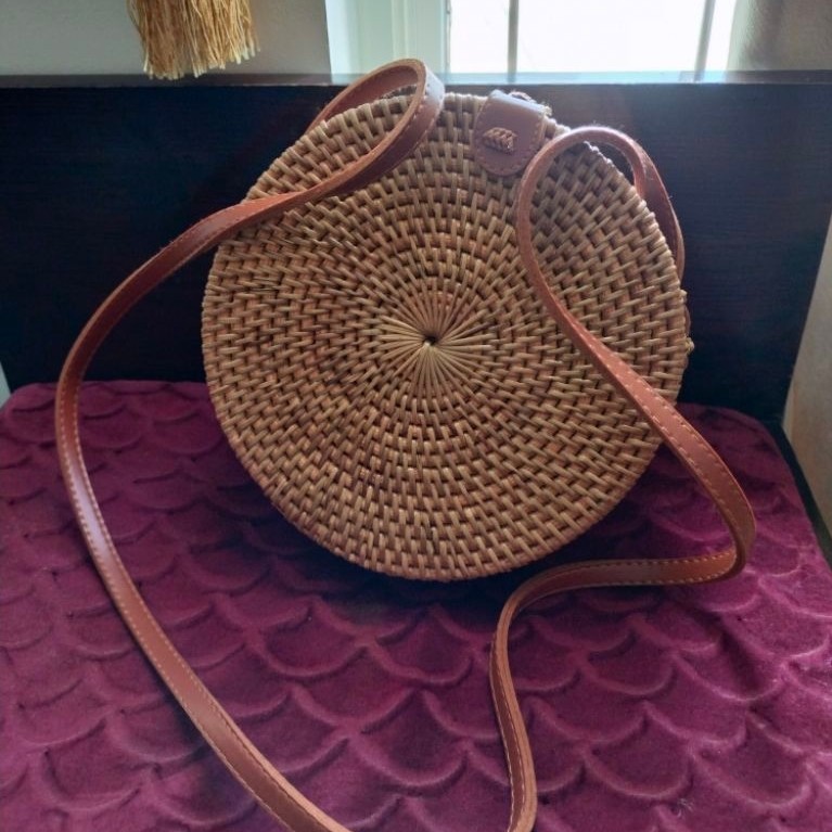 TAS ROTAN BALI / TAS ROTAN BULAT
