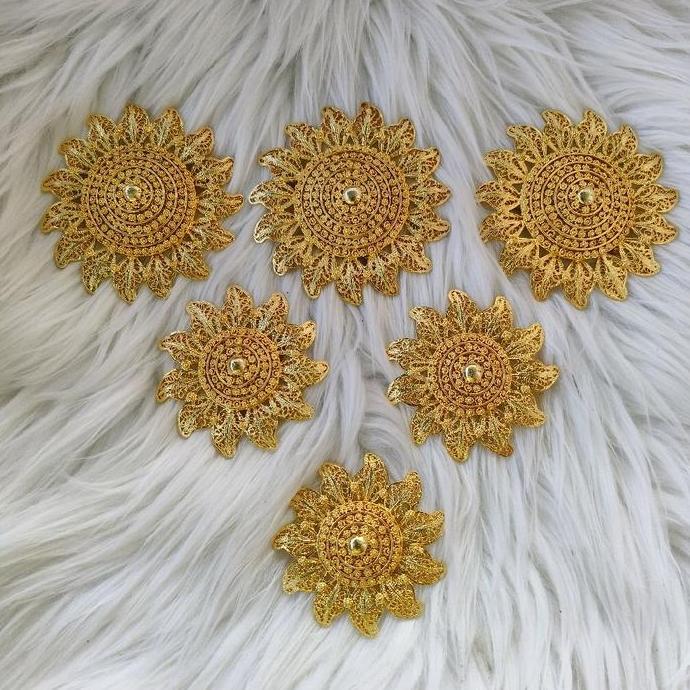 Bros Bunga Matahari Lapis Emas / Asli Kerajinan Tangan / Bros Sultan Broch PinPesta Kendari / Kebaya