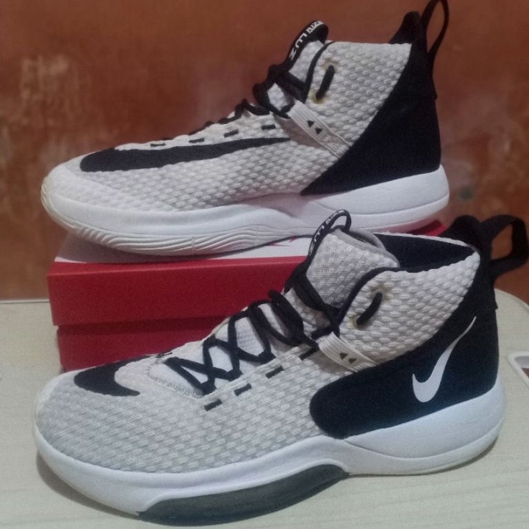 sepatu basket/volli second size 47,5