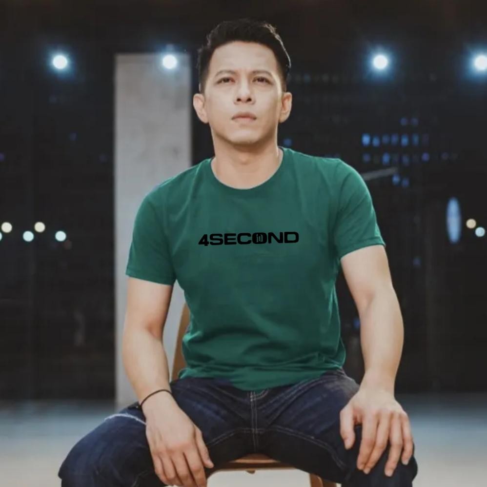 Terlaris 4Second Kaos Distro Ariel Noah Katun / Kaos Four Second Pria Dewasa / Baju Kaos Ariel 4Seco