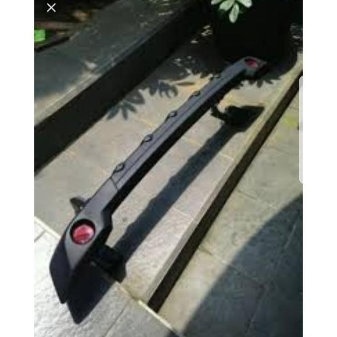 Pengaman Bemper Belakang Avanza 2004-2011