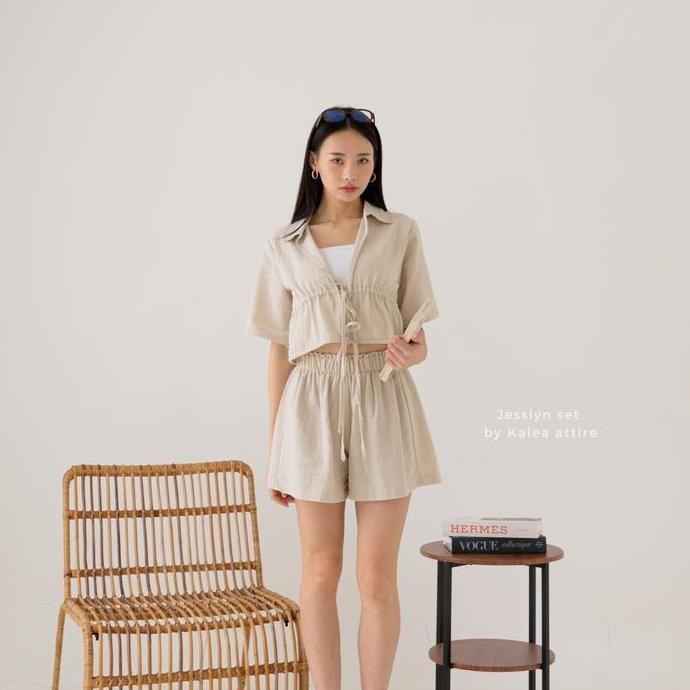 Jesslyn Set Linen By Kalea Attire | Setelan Wanita | Setelan Wanita Pantai Crop Top | One Set Baju C