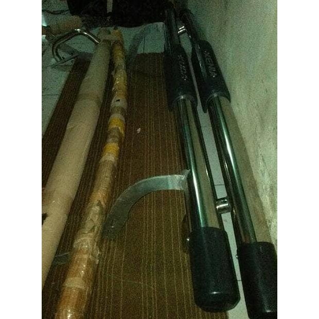 // tanduk belakang avanza xenia 2004 - 2011 vvti //