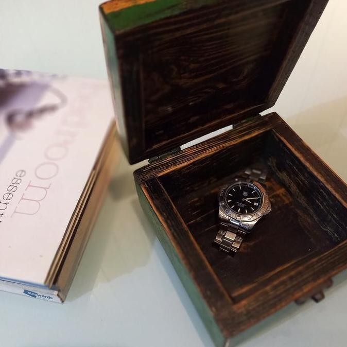 Tempat Penyimpanan Perhiasan Kotak Square Medium Finishing Antik