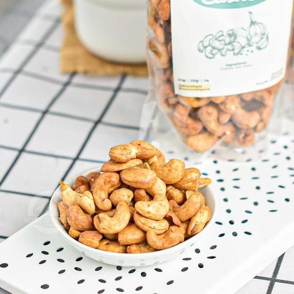 

Garlic Roasted Cashew Kacang Mete Panggang Bawang Putih 1 Kg