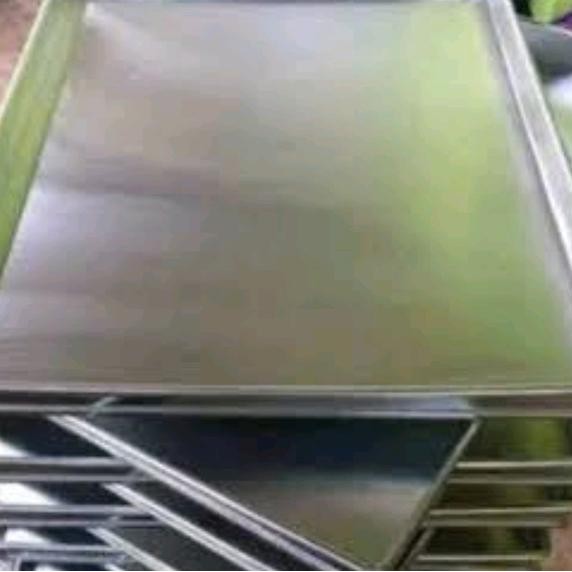 

Loyang Oven Gas Jumbo 40X60 Tebal Anti Lengket Gaalum Tahan Karat