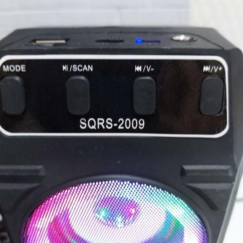 Cod Speaker Mini Karaoke Tingkat Sqrs-2009 Super Bass Bonus Microphone - Speaker Terbaru Mantap Salo