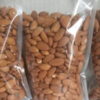 

Kacang Almond Kupas Utuh Panggang Oven Biji Besar 27/30 Food Snacks 500G-1000G Allshop