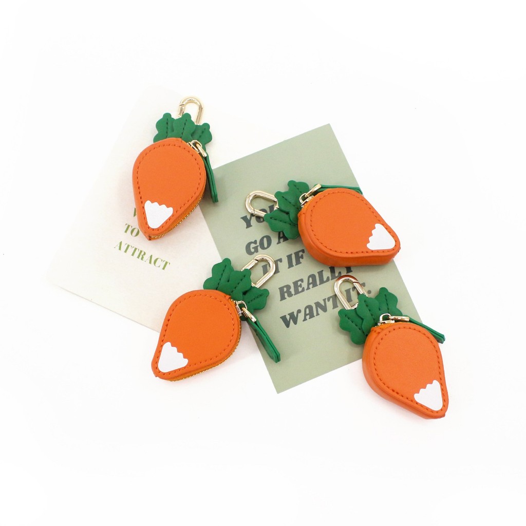 

Cross-border hot-selling vegetable carrot-shaped coin purse Small and Cute Coin Purse Keychain Pendant
