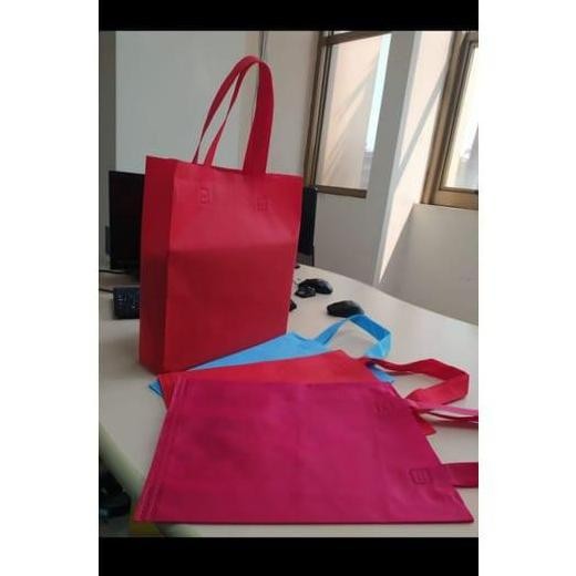 

Termurah Tas Spunbond 25 X 35 Hls Isi 12Pcs